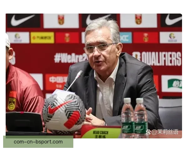 伊万科维奇正式接任中国男足主教练带领队伍冲击国际赛场新征程